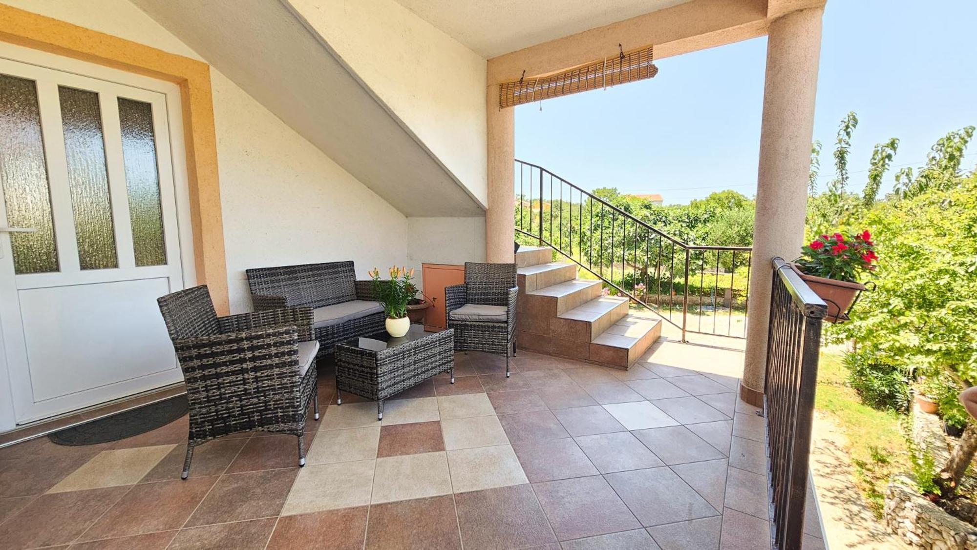 Apartman Petra Vrh  エクステリア 写真